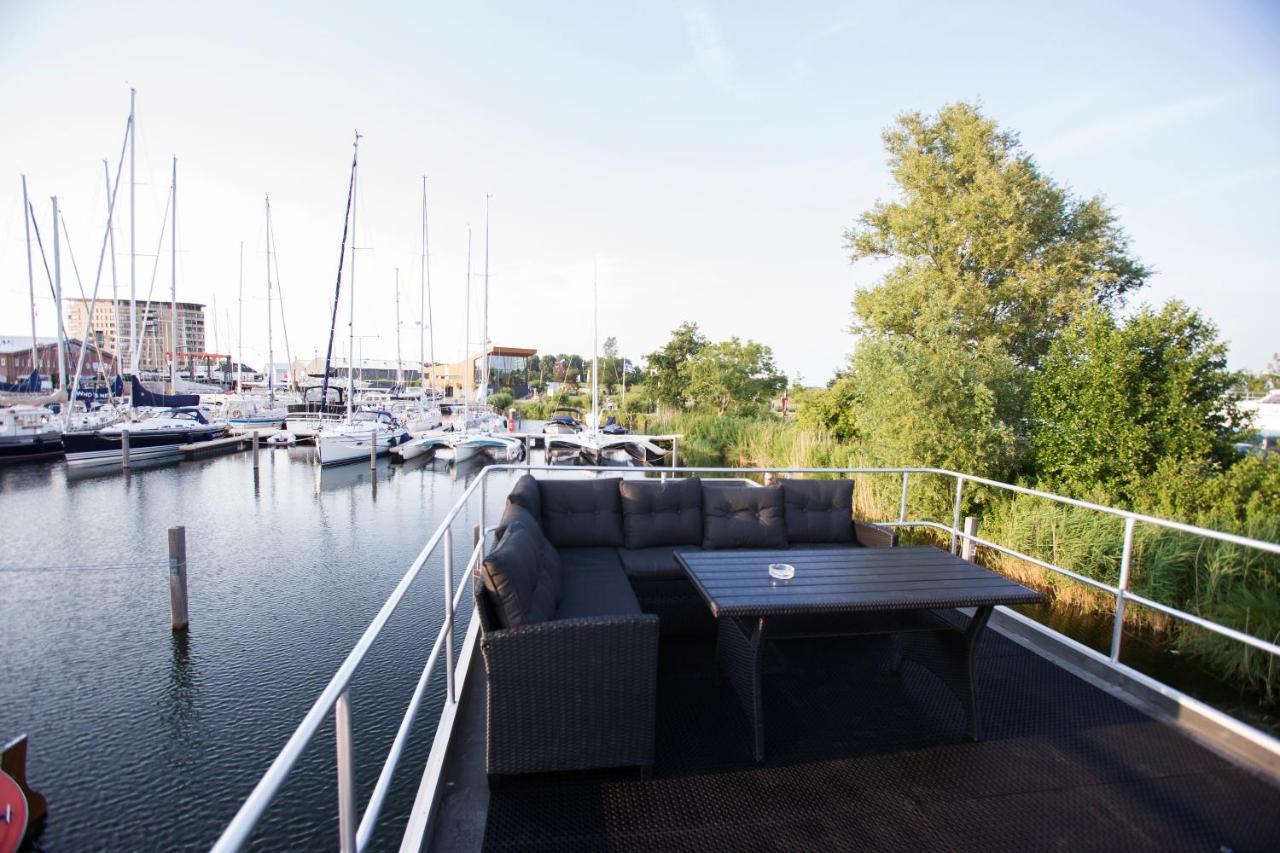 Marinaparcs Almere Exterior photo